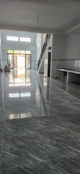 NHÀ 1 TRỆT 1 GÁC TRỐNG SUỐT TOÀN BỘ 5,5X31M 2WC LÀM VP, KHO - 3