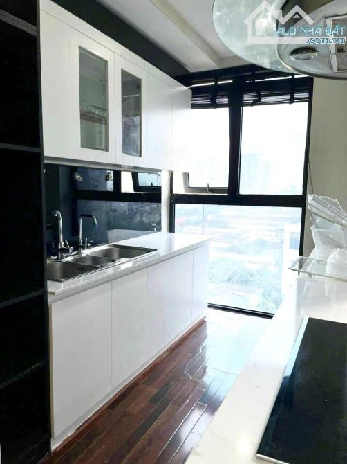 BÁN CĂN HỘ CC 119M2 3PN + 2WC Ở TÒA GOLDEN LAND NGUYỄN TRÃI, TẦNG TRUNG VIEW ĐẸP, GIÁ 8TỶ - 3