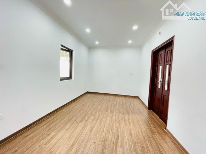 BÁn Nhà LÒ Đúc- HBT- gần 50m2 - 6