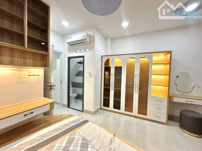 🏠 BÁN NHÀ MẶT TIỀN - PHAN TÂY HỒ, KHU PHAN XÍCH LONG, P7 PHÚ NHUẬN - 6 TẦNG, THANG MÁY, P - 8