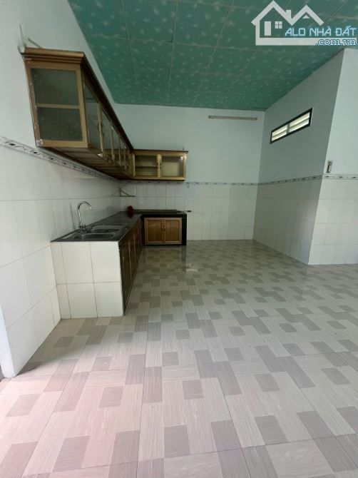 Kẹt tiền chính chủ cần bán gấp nhà cấp 4 168m2, Hoà Thành, Tây Ninh. SHR - 9