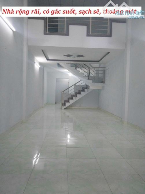 NHÀ 120m2, CÓ SÂN ĐỂ XE HƠI, Ở & KINH DOANH ONLINE NGAY B.VIỆN Q12