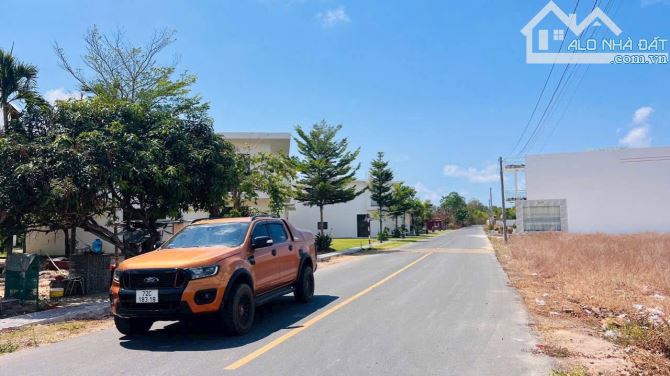 10x50m Long Mỹ 500m2-100tc đg nhựa giá 2tỷ350