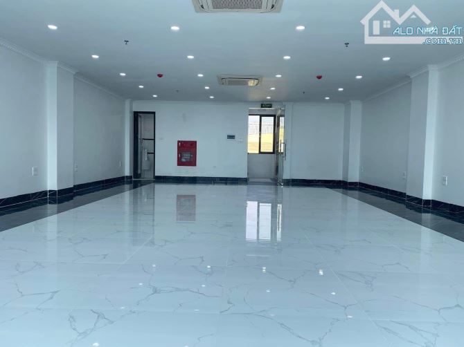 Bán nhà mặt phố Khuất Duy Tiến 80/100m2, 9 tầng thang máy, mặt tiền 7,2m, giá 60 tỷ