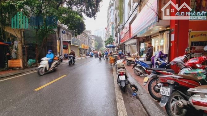 Hàng Ngon ! Đoàn Thị Điểm - An trạch , Mới Ở luôn - loanh quanh 7