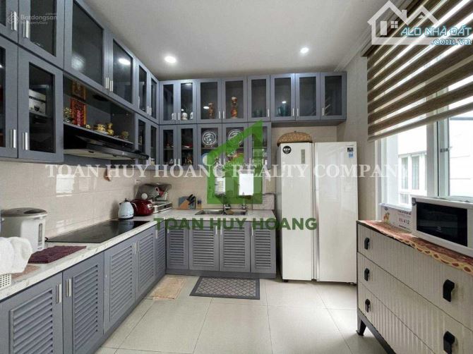 Bán biệt thự Euro Village 250m2 - Đường 10,5m - Toàn Huy Hoàng