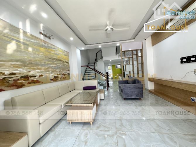 Cho thuê nhà đẹp 4 phòng ngủ khu Euro Villa