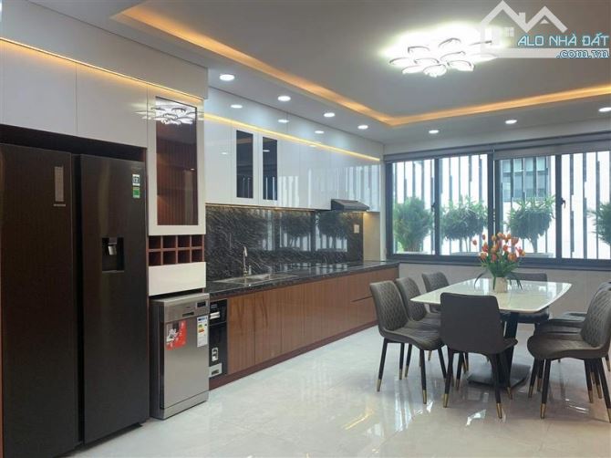 🏠🏠 HẺM Ô TÔ - 70M2 - 5 TẦNG - THANG MÁY - HOÀN CÔNG ĐỦ - P17, GÒ VẤP.