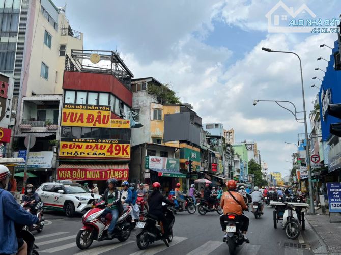 Cho thuê nhà 4.2x23.5m,5 tầng-550m2,45tr Tô Hiến Thành. P 15, Quận 10 - 1