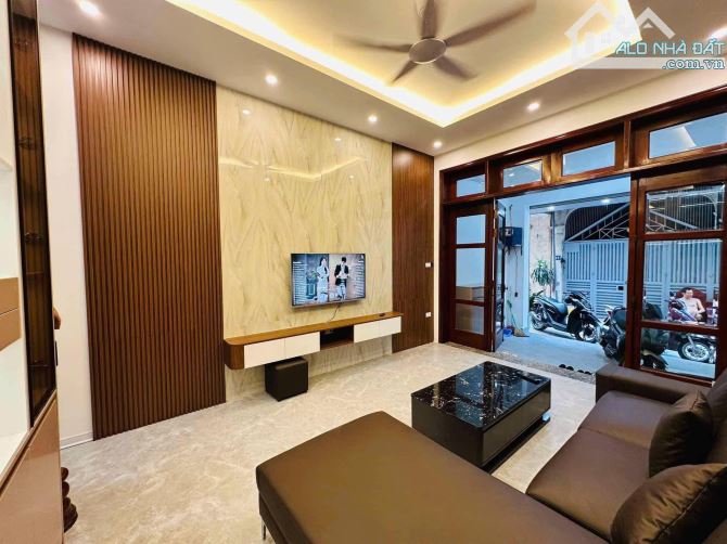 Nhà Đẹp Đón Tết- Khu Vip Hoàng Mai - 1