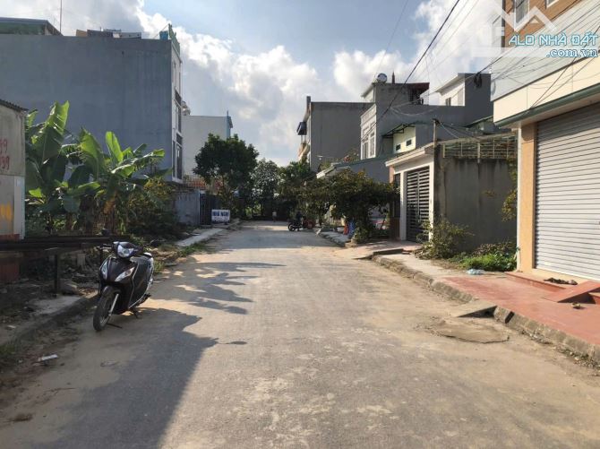 Lô đất 2 mặt đường tuyến đẹp nhất bãi huyện Vân Tra, An Đồng  - DT: 100m2. Ngang: 5m - Hướ - 1