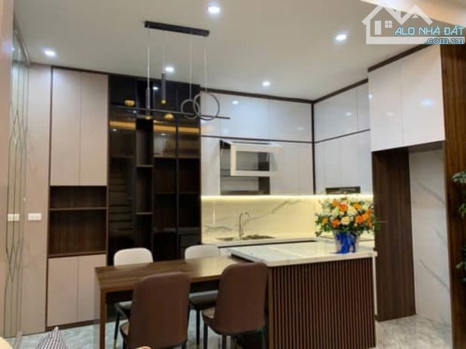 Hiếm, Vip nhất Hai Bà Trưng - Lò Đúc- 1 bước chân ra phố  - 8,98 tỷ, 45m2, chỉ về ở - 1