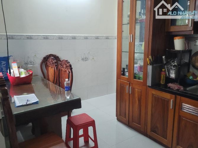 🏡 QUẬN BÌNH TÂN -  NGAY TÂY LÂN - GẦN CHỢ - HẺM XE HƠI. - 69M2. - 12