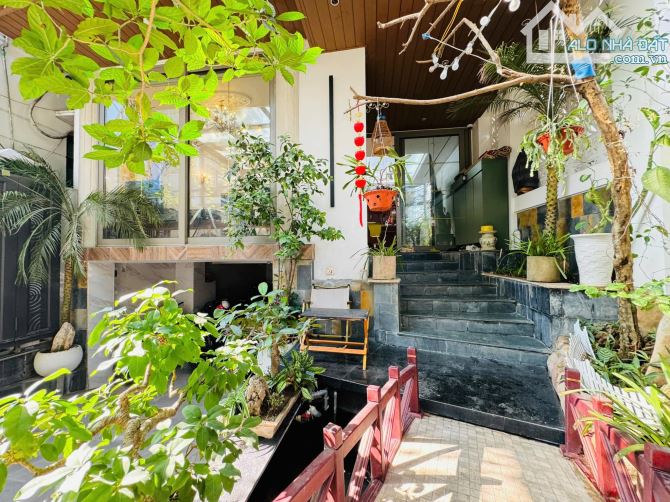 BÁN BIỆT THỰ PHỐ XUÂN ĐỈNH, BẮC TỪ LIÊM, LÔ GÓC, DT 110M2*6 TẦNG*MT 7.1M*GIÁ 26.8 TỶ - 12
