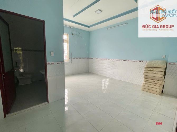 Bán nhà mặt tiền đường N1 KDC D2D Võ Thị Sáu đoạn đẹp sầm uất - 2