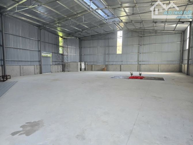 Cho thuê 460m2 kho.mặt đường Võ Nguyên Giáp - 2