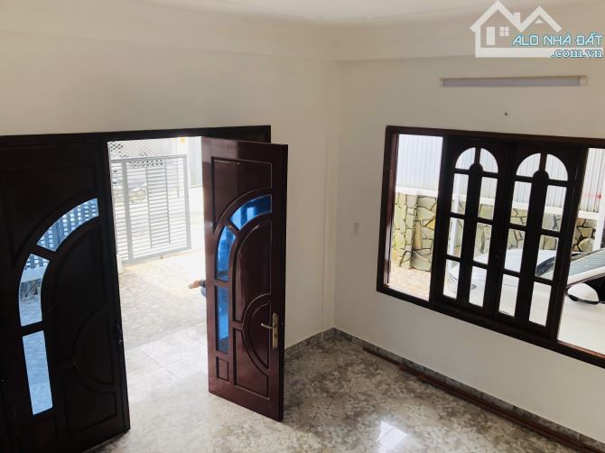 VILLA 2 MẶT TIỀN NGUYỄN HỮU CẢNH P8 245M2 NỞ HẬU 12,5M, CÓ 4P TRỌ RIÊNG BIỆT GIÁ 13,8 tỷ - 2