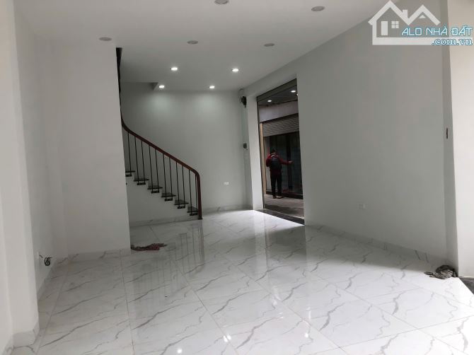 Chính chủ bán Nhà Văn Quán, Hà Đông, 40m2, 5 tầng, lô góc, Kinh Doanh, Ô Tô giá hơn 9 tỷ. - 2