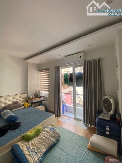 Hiếm,Nhà đẹp, phố Yên Hoà 60m x 5T, Mt 4,3m, 2 thoáng,, ô tô, ngõ thông, kd, full NT 13,3 - 3