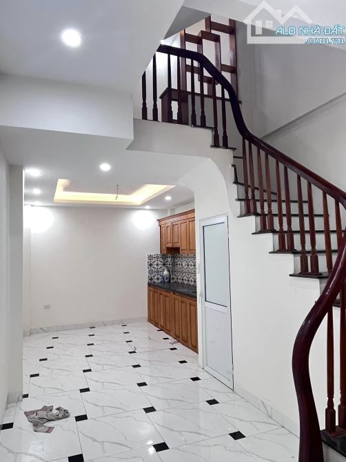 HIẾM! -NHÀ MỚI ĐẸP Ở NGAY - MẬU LƯƠNG, HÀ ĐÔNG 30M2, 5 TẦNG, MT 3.3M GIÁ CHƯA ĐẾN 5 TỶ - 3