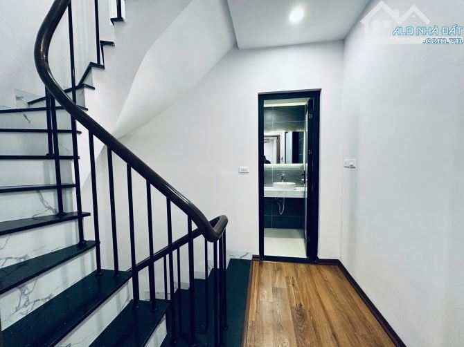 Hàng Ngon ! Đoàn Thị Điểm - An trạch , Mới Ở luôn - loanh quanh 7 - 3