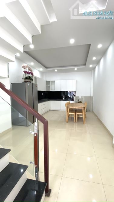 Nhà 4 Tầng, 82M2 (4.5 X 19 ), ÔTÔ Ngủ Nhà, Gần NGUYỄN DUY TRINH, PHÚ HỮU, Q9, - 4