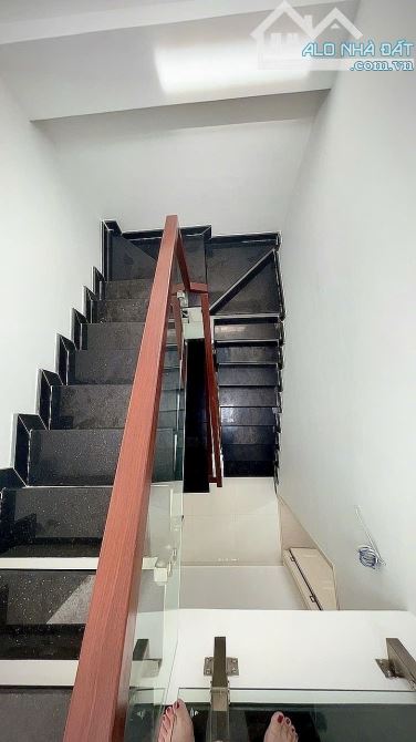 Nhà 3 Tầng, ngay chợ Lê Văn Quới, 41m2, 4 phòng ngủ, Shr, Giá 4,29 tỷ. - 4