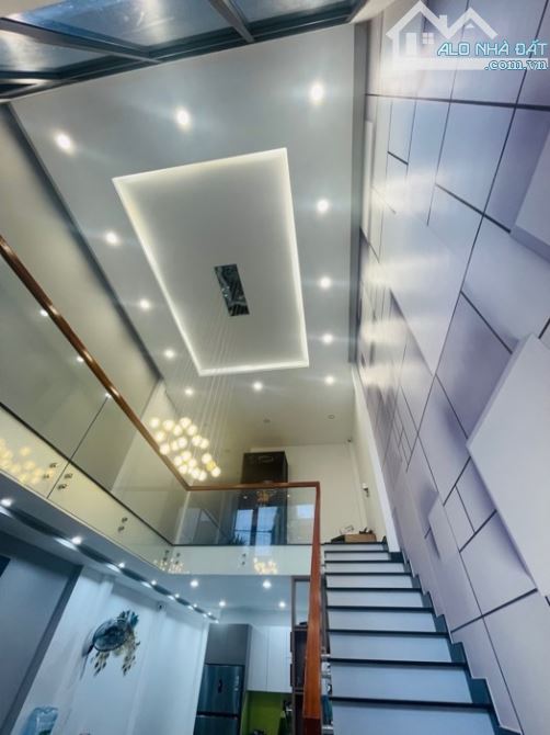 Bán nhà Lê Trọng Tấn, Tân Phú, 65m2 giá nhỉnh 5 tỏi - 6