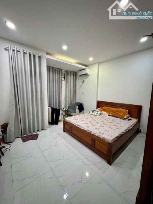 NHÀ HOÀ MINH 1 - SÁT BIỂN NGUYỄN TẤT THÀNH - 70M2 - 3 TẦNG - NHÀ ĐẸP - 4.68 TỶ - 7