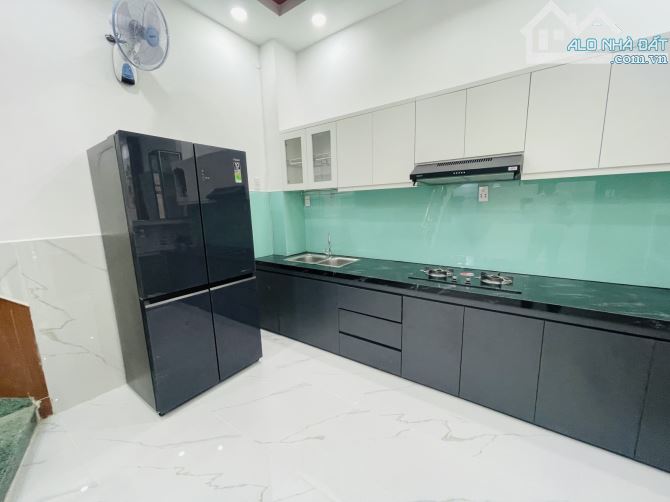 Bán nhà Quận 7, đường Trần Xuân Soạn, 63m2, 2 tầng 4pn, giá 5 tỷ 78 - 8