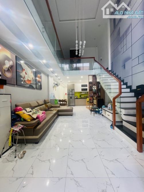 Bán nhà Lê Trọng Tấn, Tân Phú, 65m2 giá nhỉnh 5 tỏi - 8