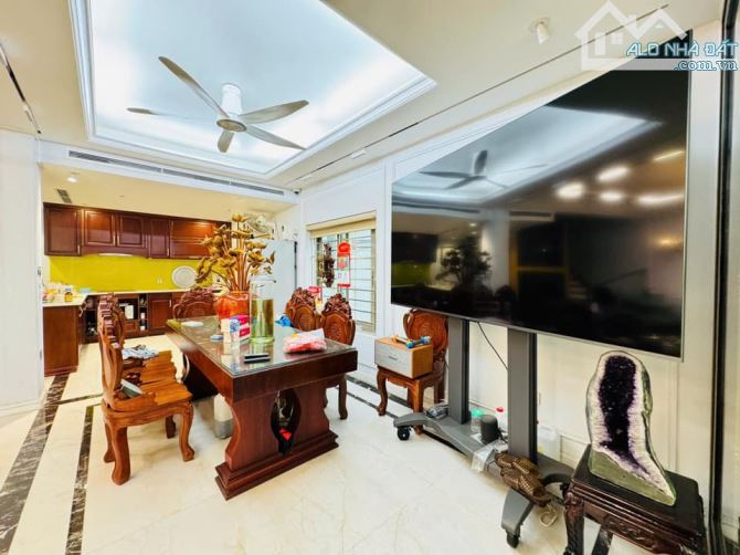BÁN BIỆT THỰ PHỐ XUÂN ĐỈNH, BẮC TỪ LIÊM, LÔ GÓC, DT 110M2*6 TẦNG*MT 7.1M*GIÁ 26.8 TỶ - 9