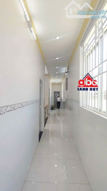 NP991 Bán nhà gần ngã 3 trị an xã Bắc Sơn. Trảng Bom Nhà 1 trệt 1 lầu.  Đt 5 x 52 sổ riêng