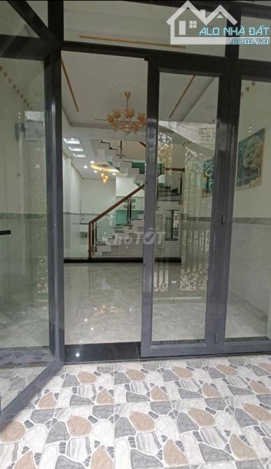 Vỡ nợ bán gấp nhà Tạ Quang Bửu DT:60m2 giá 1tỷ250tr sổ hồng riêng hẻm 5m tiện KD mua bán - 1