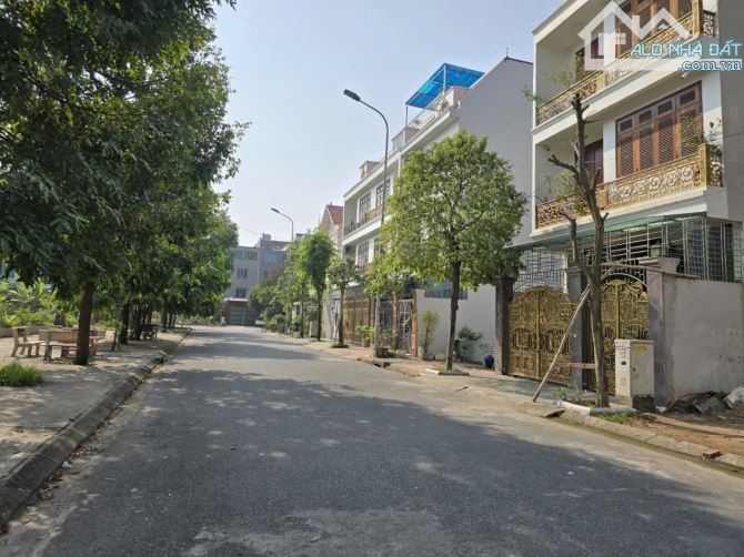 Bán lô đất dãy VM2 view vườn hoa KĐT Đại Dương, 117m2, mt 6m, giá 9,2 tỷ - 1