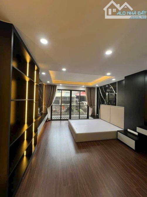 Bán nhà Lai Xá 56.1m2- 6T- TM, ô tô tránh, Kinh doanh VIP, giá 12 tỷ - 2