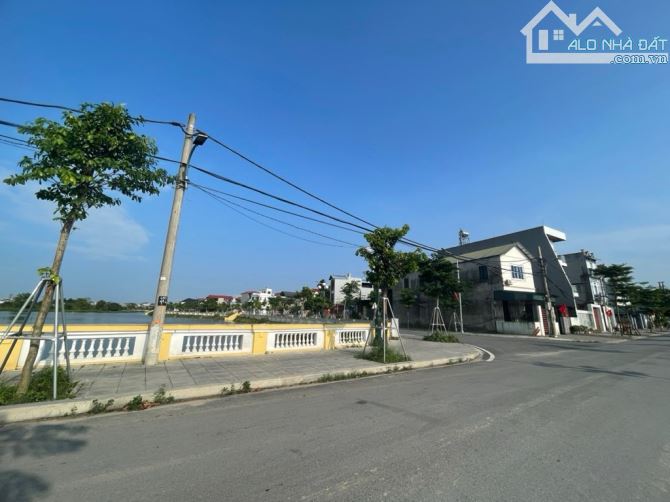 VIEW Hồ-BT 3Tầng Sân Vườn-Vỉa Hè-Gara ÔTô-DT 184M²-MT 8,6M-Lương Nỗ-Tiên Dương-Đông Anh - 2