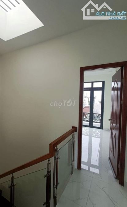 Vỡ nợ bán gấp nhà Tạ Quang Bửu DT:60m2 giá 1tỷ250tr sổ hồng riêng hẻm 5m tiện KD mua bán - 3