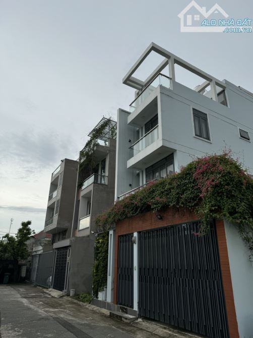 Đất phân lô, 80m2, ngang 5.2m, xây tự do, TT Phú Hữu, nhỉnh 4 tỷ - 3