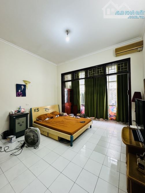 Phân lô Thanh Xuân, ô tô chạy vòng quanh, view trường học - 4