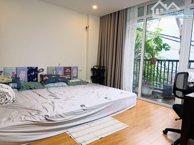 BÁN TÒA NHÀ APARMENT CAO CẤP CẠNH HỒ TÂY, VIEW ĐẸP. DT: 190M2, 8 TẦNG, MT:14M. GIÁ: 75 TỶ - 4