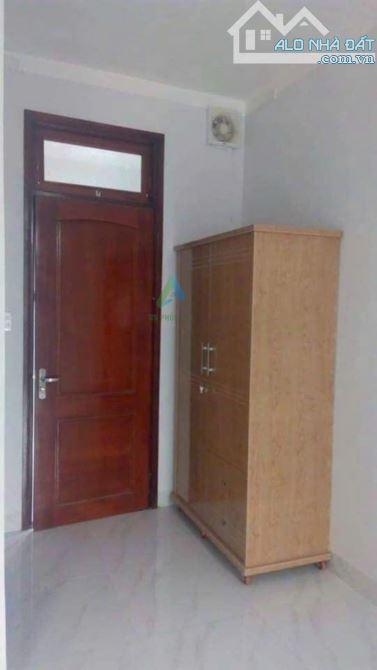 CHO THUÊ NHÀ NGUYÊN CĂN MẶT TIỀN 3 TẦNG DƯƠNG ĐÌNH NGHỆ - 70 M² - 4 PN - GIÁ 18 TRIỆU - 4