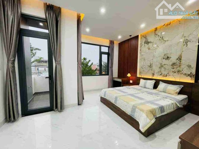 Nhà đẹp 3 tầng đường 7,7m Phạm Xuân Ẩn, Hòa Xuân - khu dân trí cao - 5