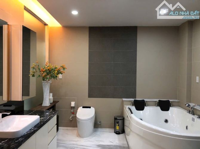 Biệt thự thiết kế hiện đại 1 hầm 3 lầu 10x22m mặt tiền khu Tên Lửa, BTĐ B, Bình Tân - 6