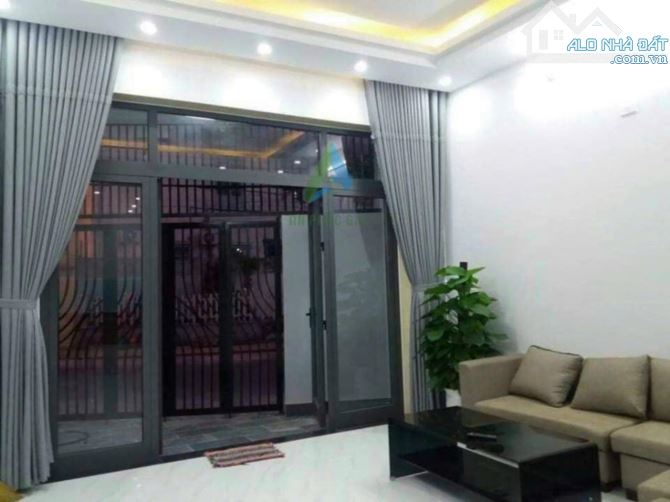 CHO THUÊ NHÀ NGUYÊN CĂN MẶT TIỀN 3 TẦNG DƯƠNG ĐÌNH NGHỆ - 70 M² - 4 PN - GIÁ 18 TRIỆU - 6