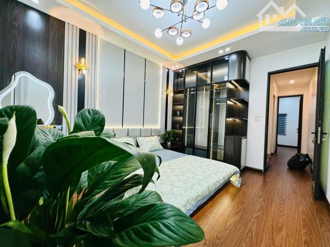 Có 102 - Duy nhất Khu vực - Hơn 6 tỷ 36m2 - OTo đỗ cửa - Phố Víp Thanh Xuân - Phân lô - 7