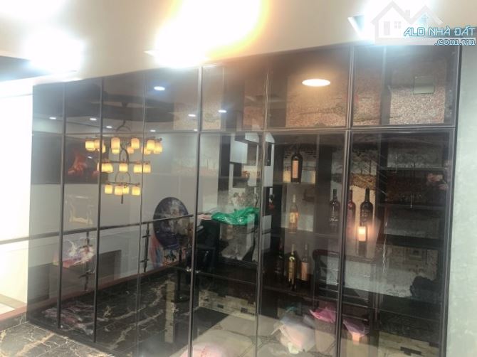 NHÀ PHAN HUY ÍCH GÒ VẤP 80M NGANG KHỦNG 5M BTCT 5 TẦNG XE HƠI ĐẬU NHÀ CHỈ NHỈNH 9 TỶ - 8