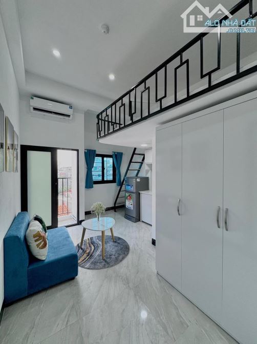 Bán Tòa CHDV HV Báo Chí, Cầu Giấy, 65m2*6 Tầng, 14 Phòng, doanh thu 80 Triệu/th