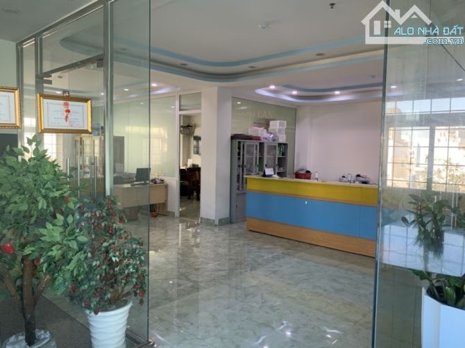 THU NHẬP 150TR CHDV TÒA NHÀ 8 LẦU THANG MÁY DT SIÊU TO 280M2 NGANG 12M
