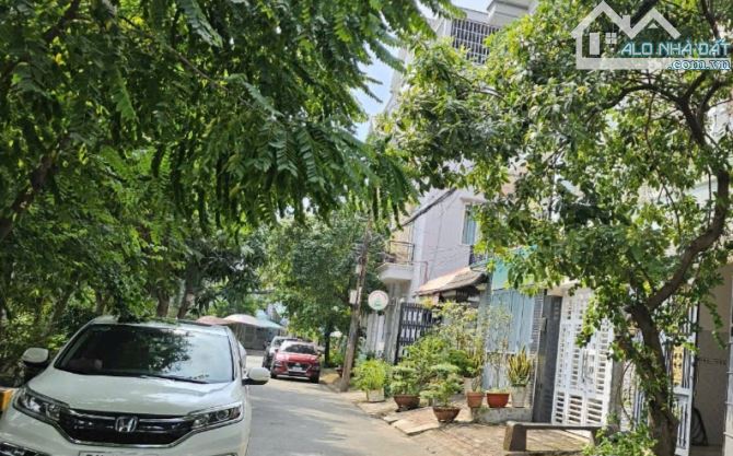 Nhà đẹp, xe hơi ngủ trong nhà, cách Vincom Nam Long vài bước chân, 80m2 chỉ 8.5 tỷ